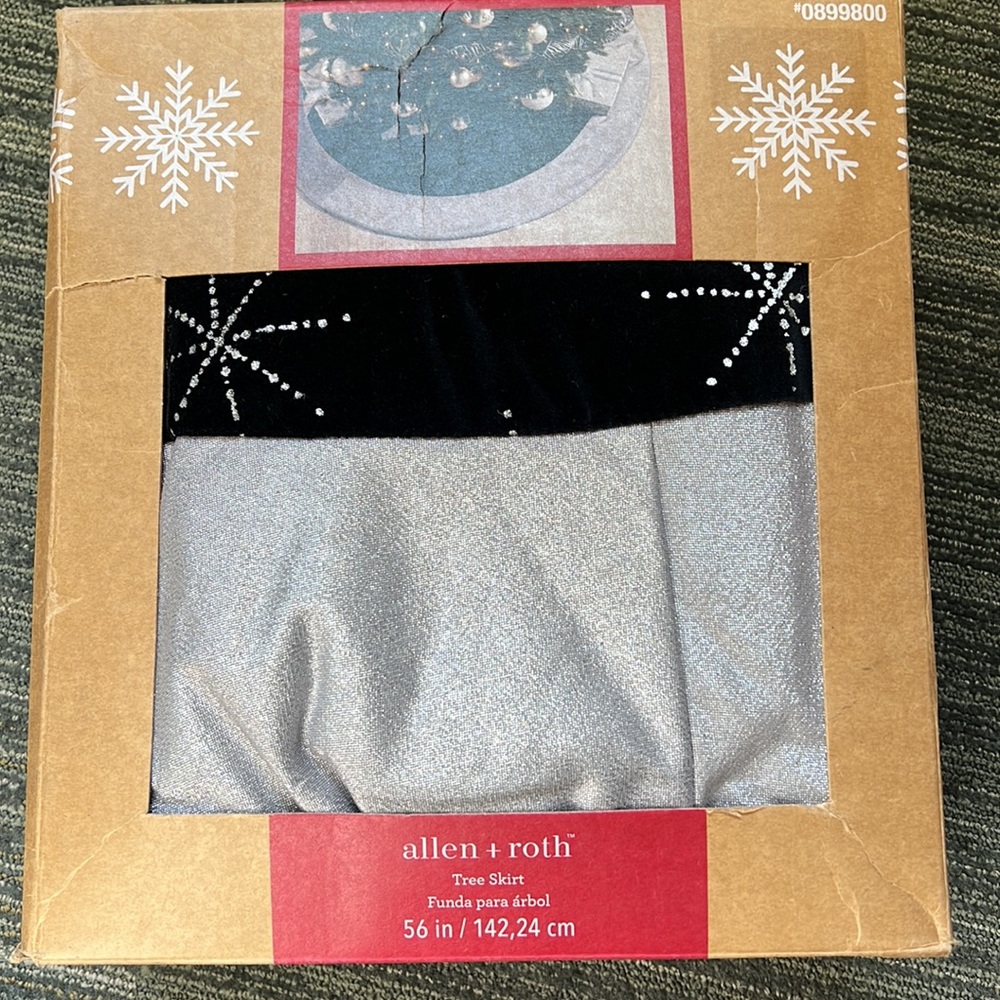 Allen + Roth Tree Skirt
